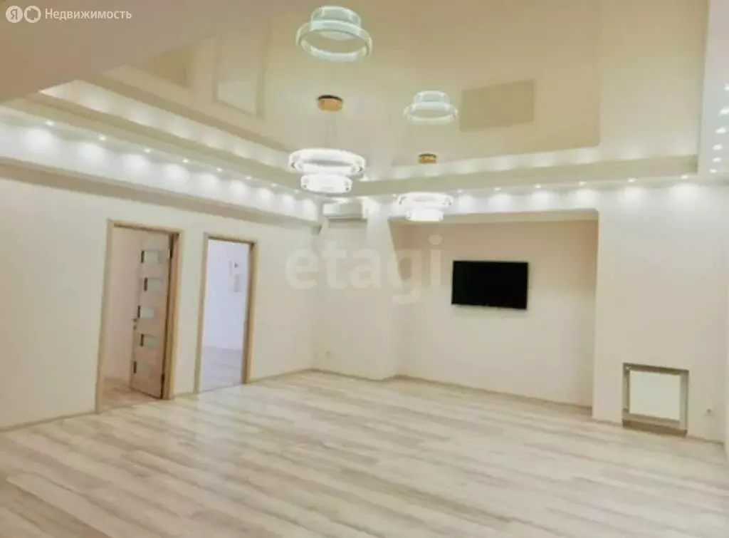 3-комнатная квартира: Ялта, Загородная улица, 17Г (94.5 м) - Фото 1