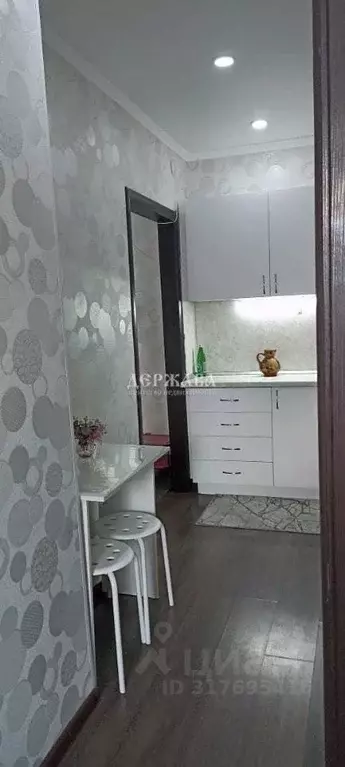 1-к кв. Белгородская область, Старый Оскол Ольминского мкр, 1А (39.0 ... - Фото 1