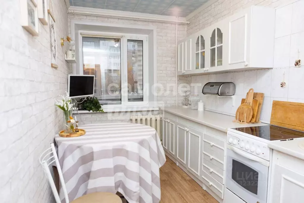 3-к кв. Ульяновская область, Ульяновск Отрадная ул., 3 (68.7 м) - Фото 1