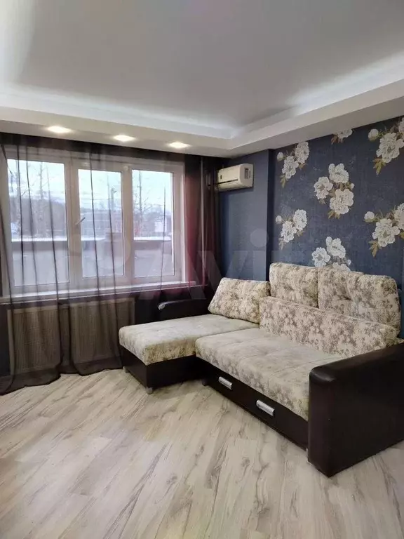 2-к. квартира, 43 м, 2/9 эт. - Фото 0