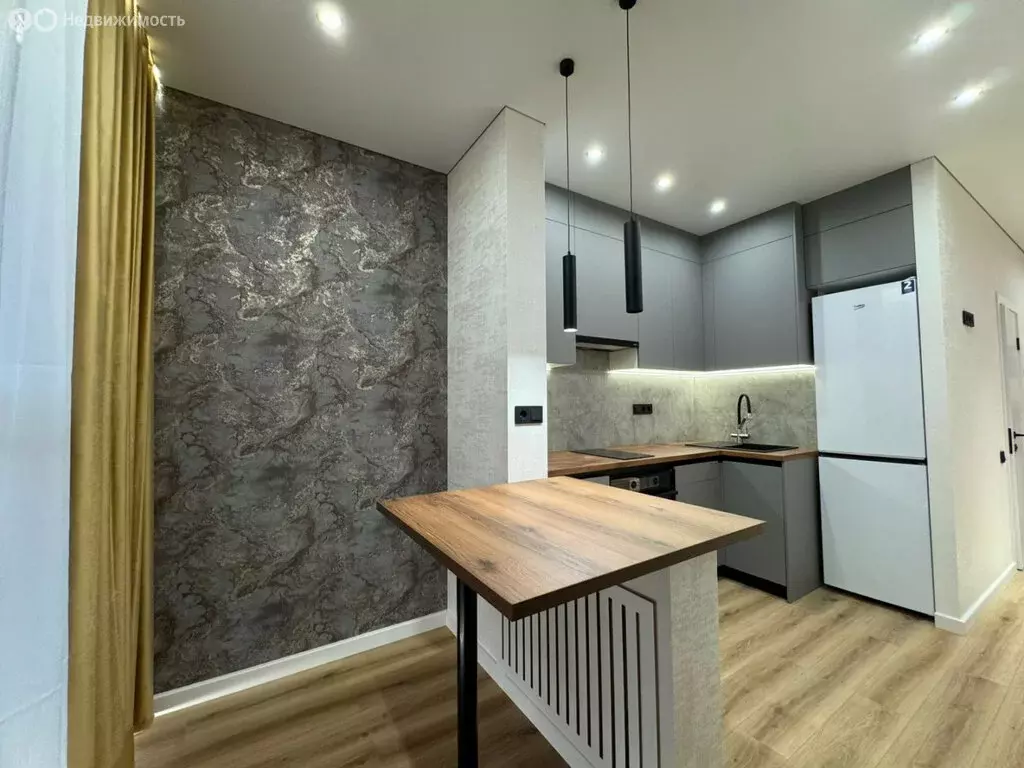 2-комнатная квартира: Ростов-на-Дону, Привокзальная улица, 3 (34 м) - Фото 1