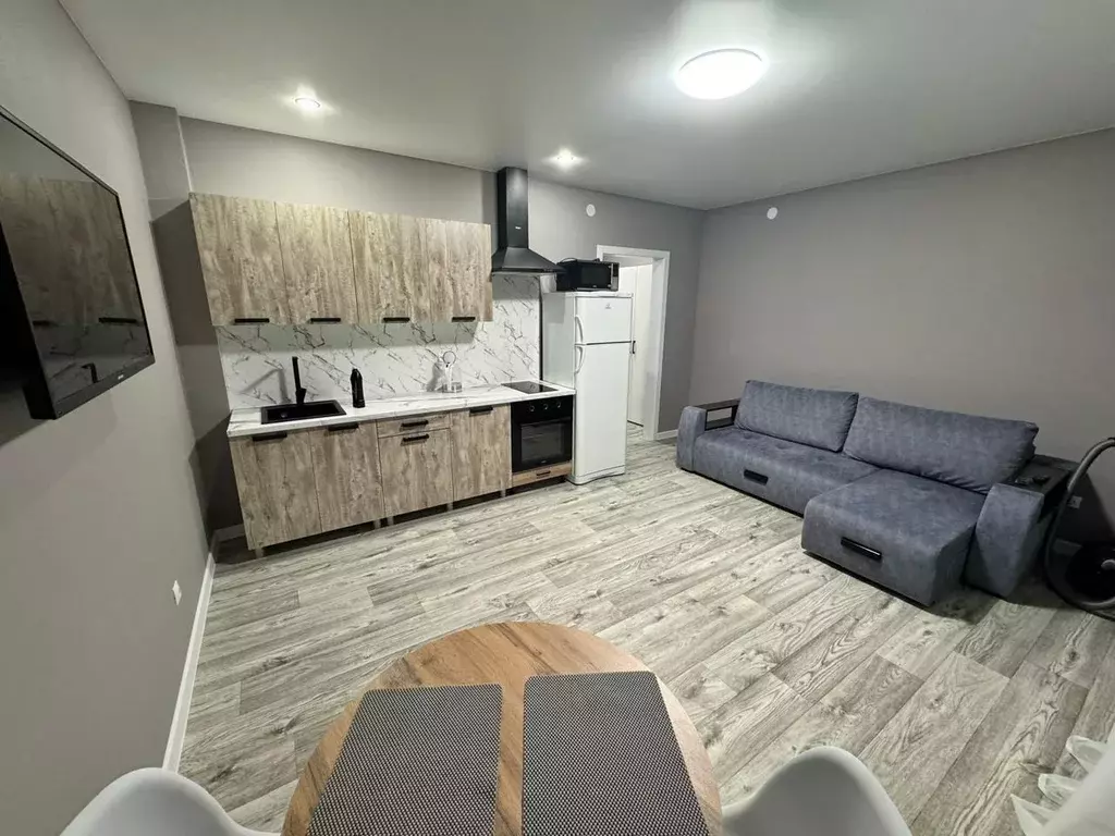 Студия Тюменская область, Тюмень ул. Константина Посьета, 4 (30.0 м) - Фото 1