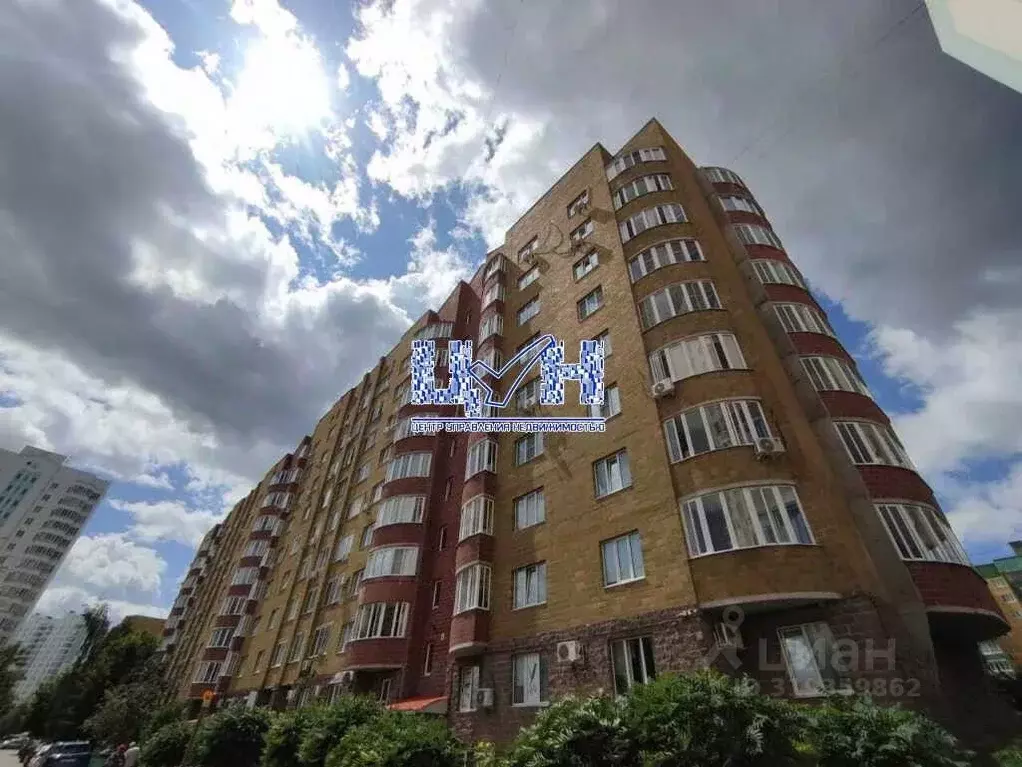 2-к кв. Курская область, Курск просп. Вячеслава Клыкова, 8 (80.4 м) - Фото 0