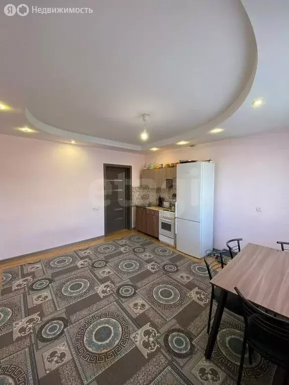 2-комнатная квартира: Улан-Удэ, Ключевская улица, 60Б/3 (56.9 м) - Фото 1