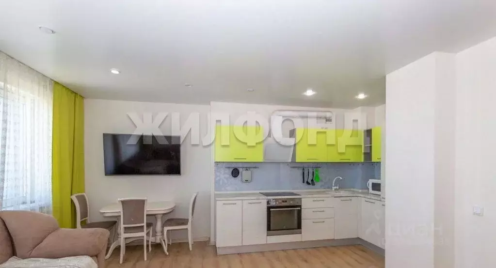 3-к кв. Новосибирская область, Новосибирск ул. Ясный Берег, 10 (69.6 ... - Фото 2