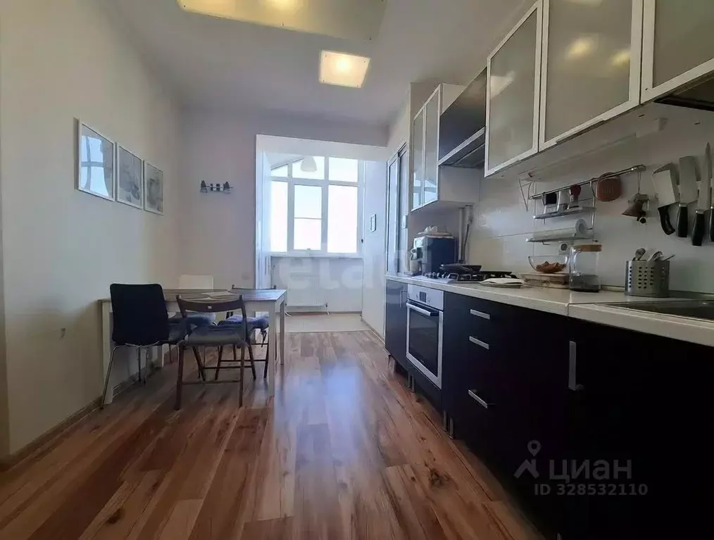 2-к кв. Чувашия, Чебоксары ул. Э.М. Юрьева, 3 (66.0 м) - Фото 1