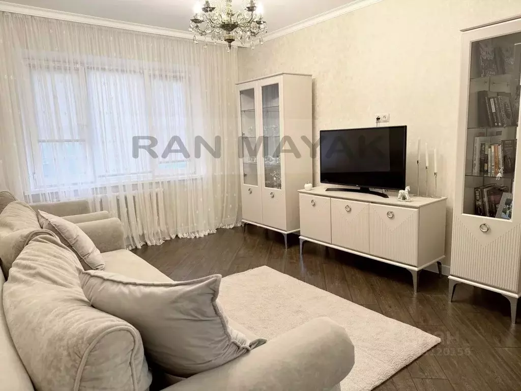 2-к кв. Адыгея, Майкоп ул. Чкалова, 63 (56.0 м) - Фото 1