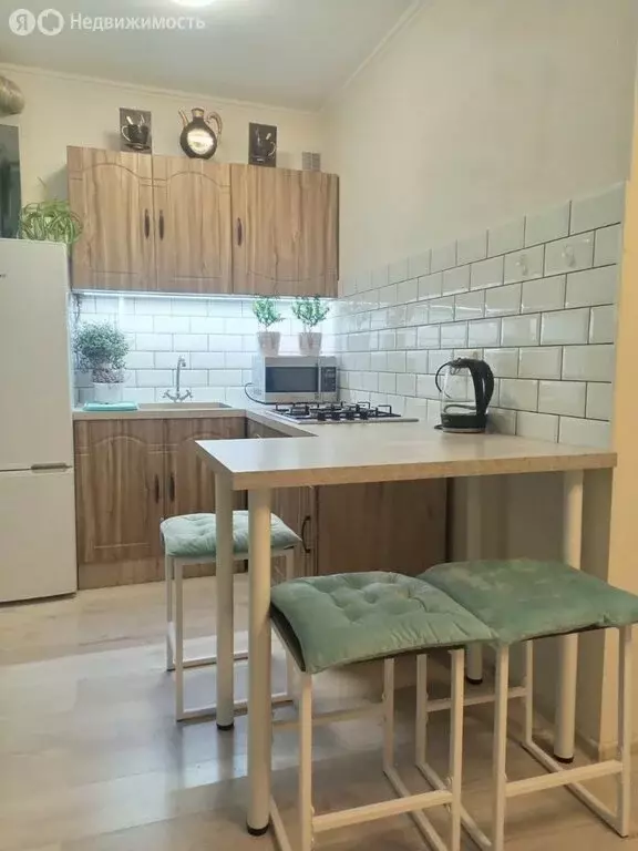 2-комнатная квартира: Дедовск, улица Победы, 6 (38.8 м) - Фото 1