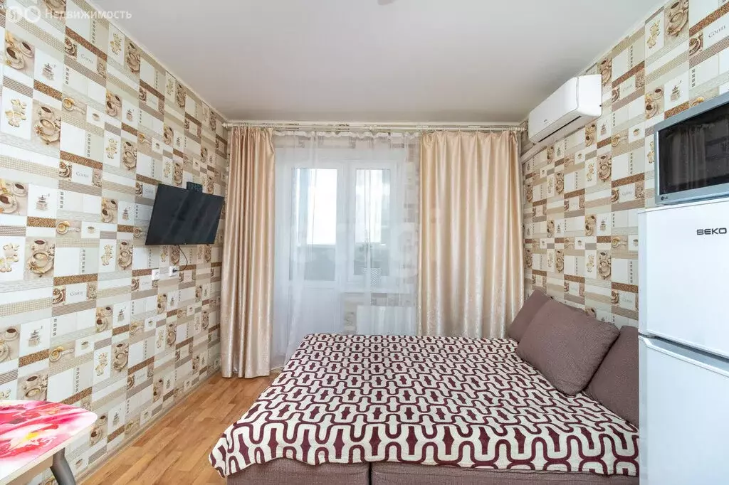 1-комнатная квартира: Тюмень, улица Мельникайте, 2к5 (41.7 м) - Фото 2