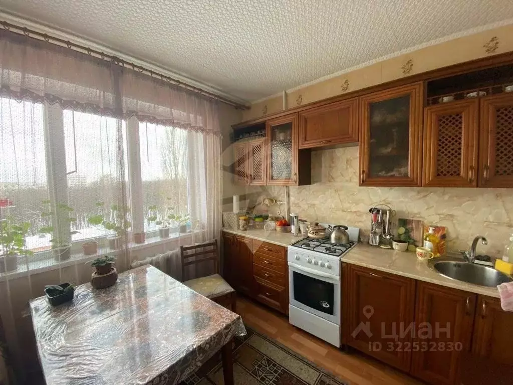 2-к кв. Белгородская область, Старый Оскол ул. Крутикова, 17 (51.7 м) - Фото 2