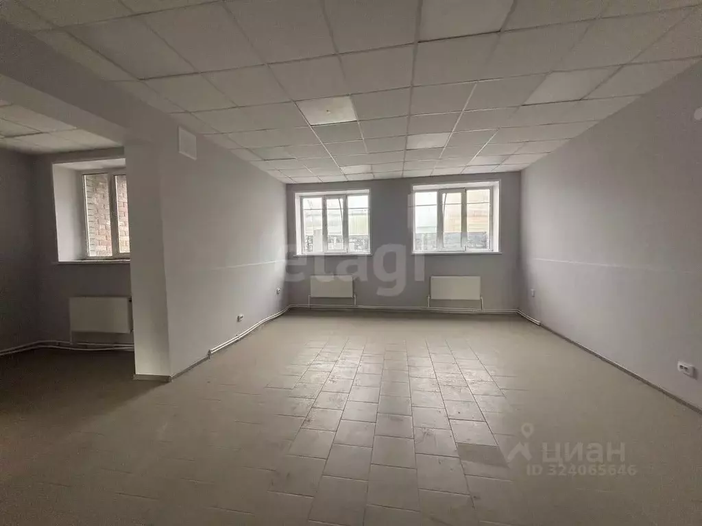 Помещение свободного назначения в Удмуртия, Можга Можгинский район, ... - Фото 1