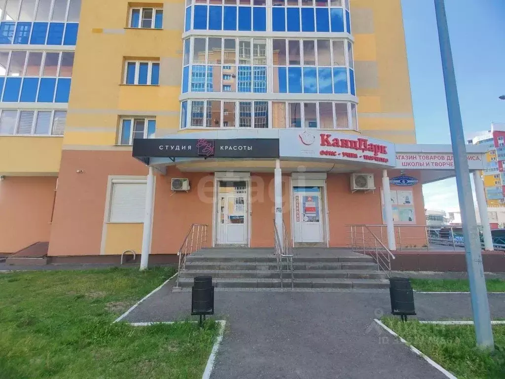 Помещение свободного назначения в Мордовия, Саранск просп. Российской ... - Фото 1