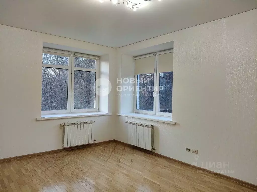 4-к кв. Свердловская область, Екатеринбург ул. Мичурина, 108 (140.3 м) - Фото 2