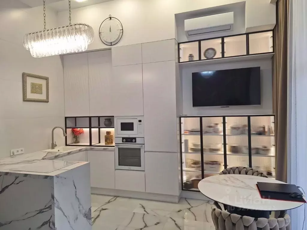 2-к кв. Краснодарский край, Сочи Светлана мкр, ул. Гагринская, 3/8 ... - Фото 2