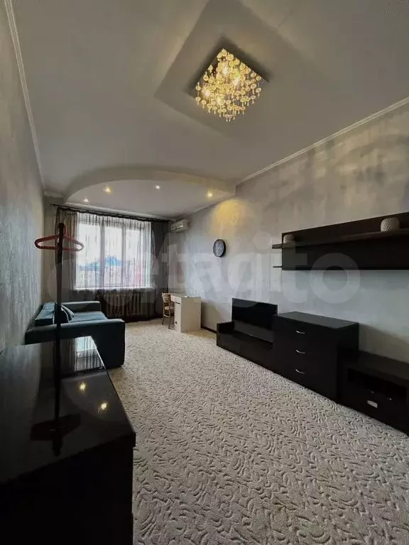 1-к. квартира, 48 м, 5/5 эт. - Фото 0
