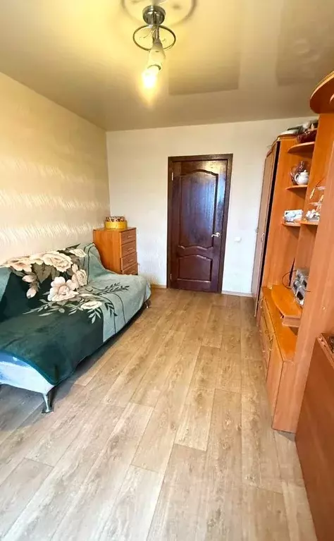 2-к кв. Волгоградская область, Волгоград ул. 8-й Воздушной Армии, 10а ... - Фото 2