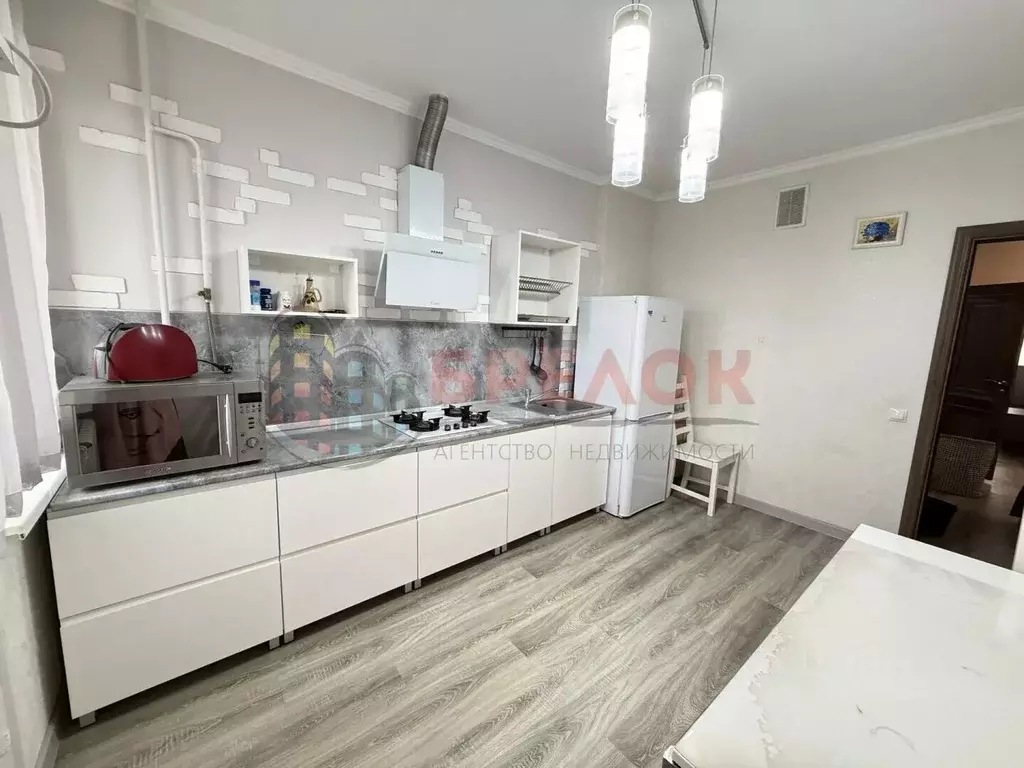 2-к кв. Ростовская область, Ростов-на-Дону ул. Матросова, 35 (70.0 м) - Фото 2