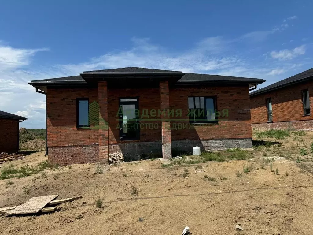 Дом в Саратовская область, д. Долгий Буерак ул. Алексеевская, 27 (108 ... - Фото 1