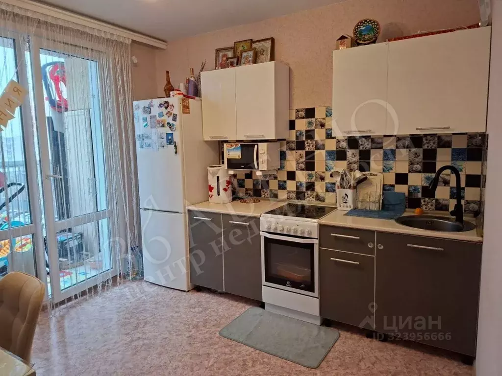 1-к кв. Воронежская область, Воронеж Московский просп., 215 (37.2 м) - Фото 2