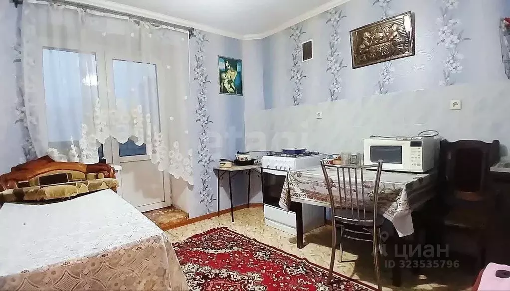 1-к кв. Саратовская область, Энгельс Кожевенная ул., 12 (40.2 м) - Фото 1