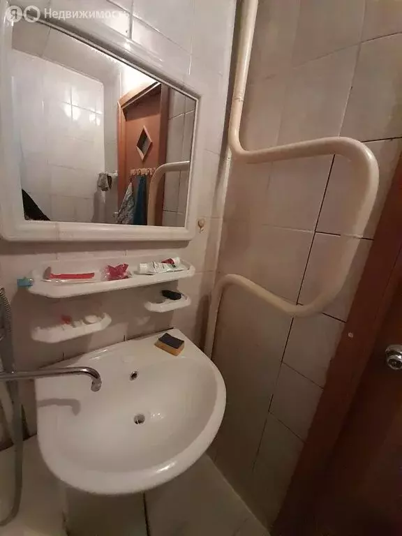 3-комнатная квартира: Сиверский, улица Строителей, 20 (73 м) - Фото 1