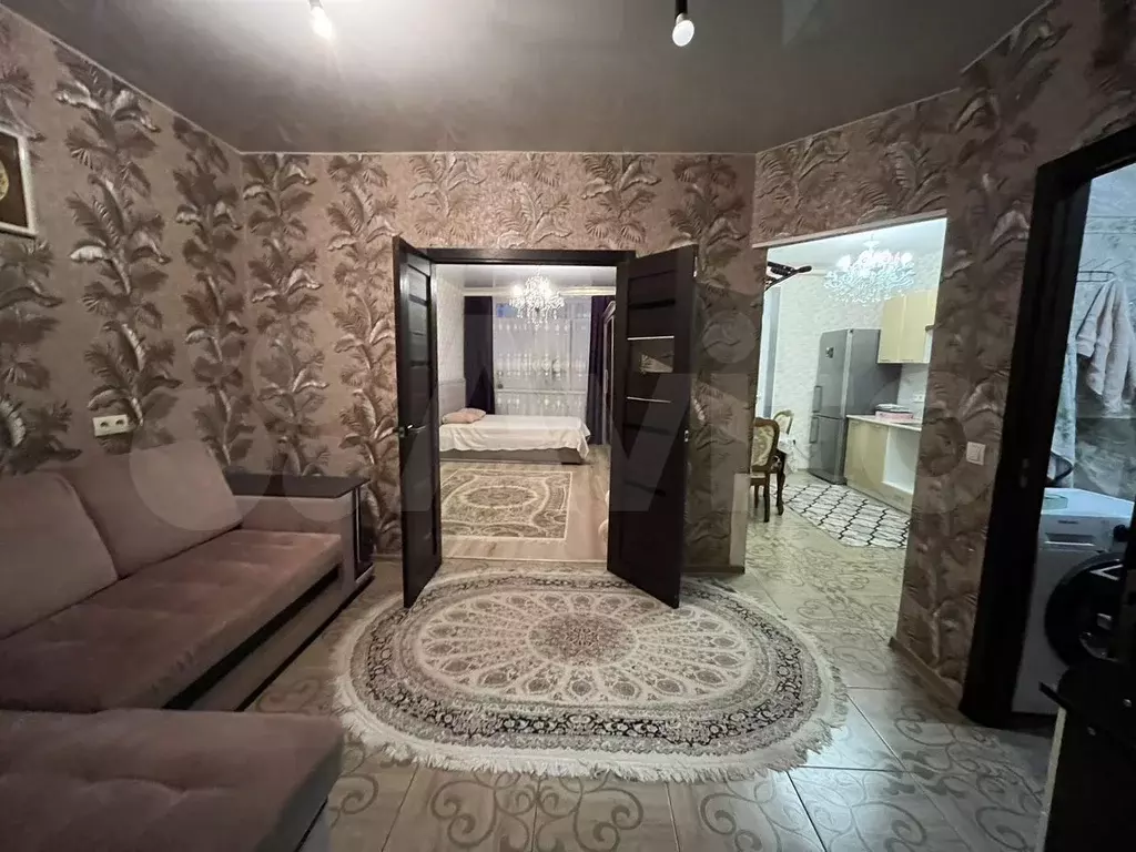 2-к. квартира, 40 м, 2/9 эт. - Фото 0