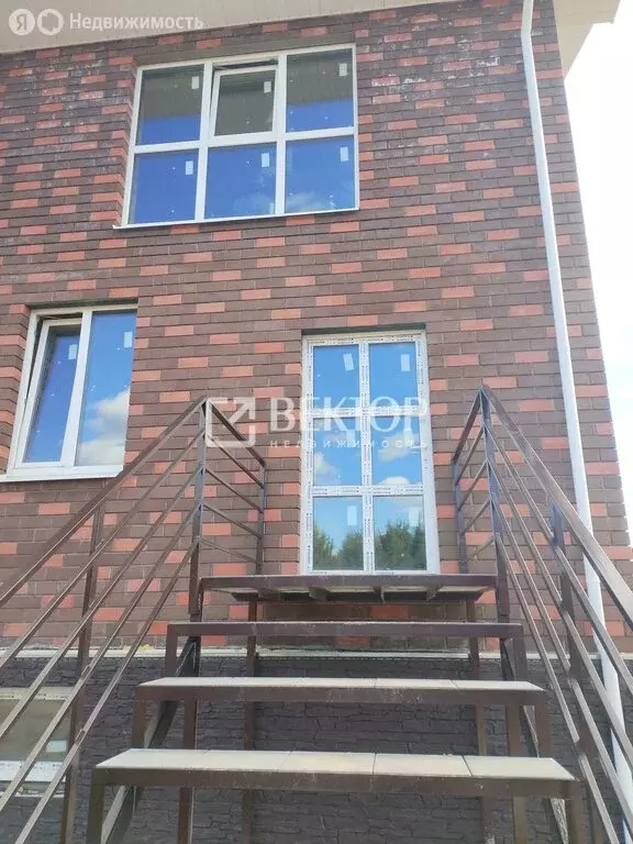 Дом в Ярославский муниципальный округ, посёлок Красный Бор (140 м) - Фото 0