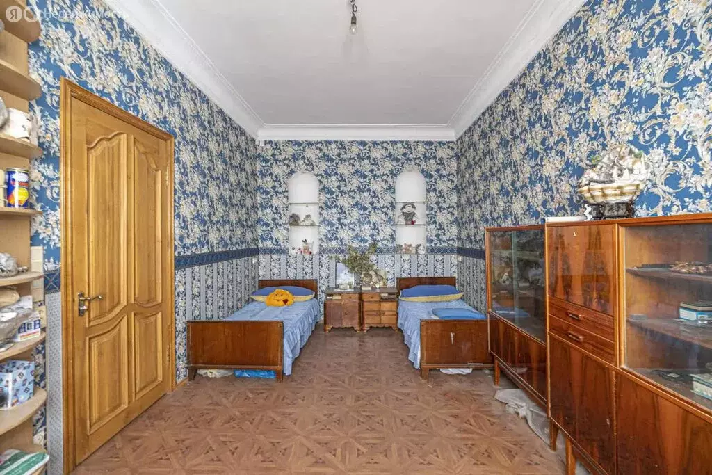 4-комнатная квартира: Севастополь, Большая Морская улица, 2 (75.5 м) - Фото 1