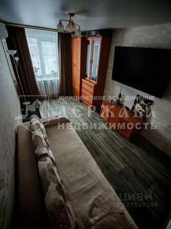 1-к кв. Кемеровская область, Топки Солнечный мкр, 7 (29.9 м) - Фото 1