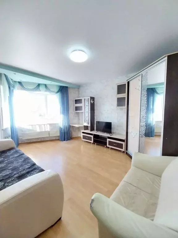 2-к. квартира, 54 м, 5/9 эт. - Фото 0