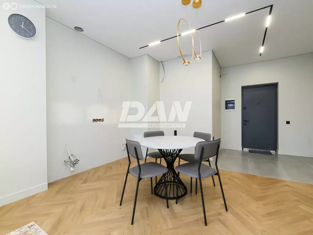 1-комнатная квартира: Челябинск, проспект Ленина, 64Б (58 м) - Фото 2