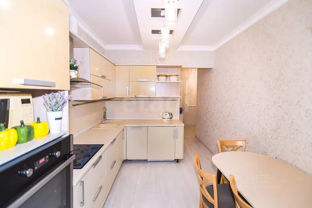 2-к кв. Ханты-Мансийский АО, Сургут ул. Лермонтова, 3 (59.4 м) - Фото 1