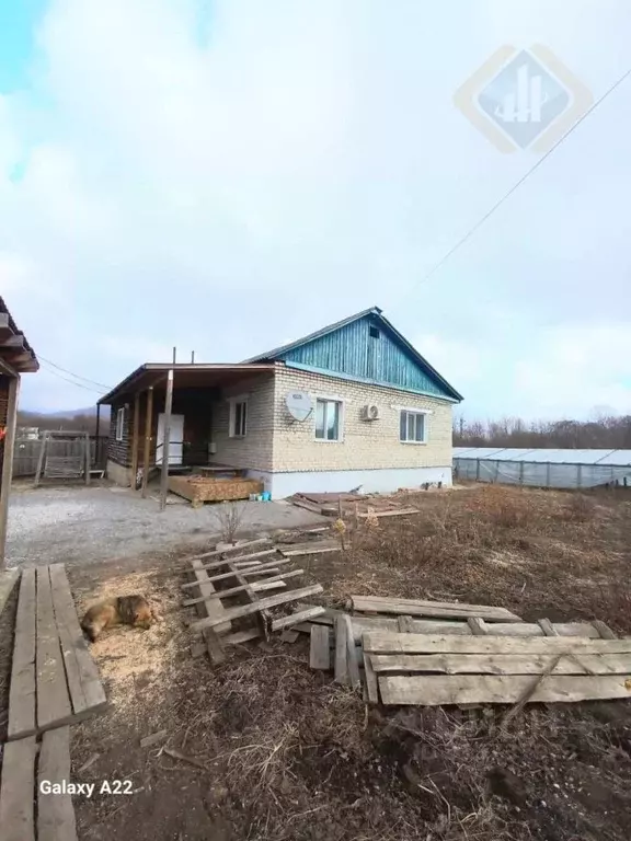 Дом в Приморский край, Партизанский муниципальный округ, с. ... - Фото 1