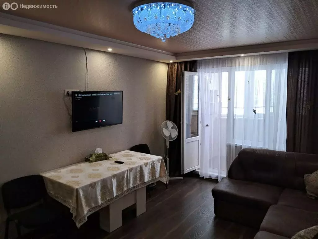 1-комнатная квартира: Саратов, улица имени С.Ф. Тархова, 47 (40 м) - Фото 0