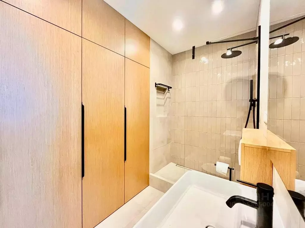 2-к кв. Свердловская область, Екатеринбург ул. Радищева, 24 (80.0 м) - Фото 2