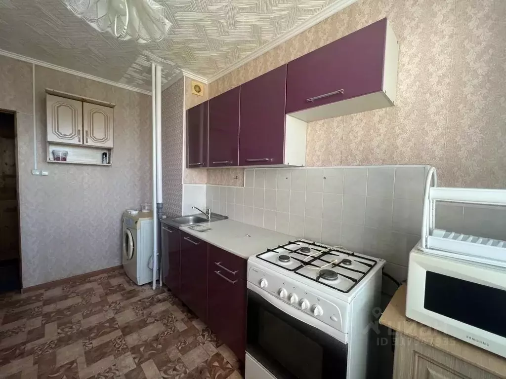 3-к кв. Ростовская область, Волгодонск ул. Гагарина, 27 (62.2 м) - Фото 0