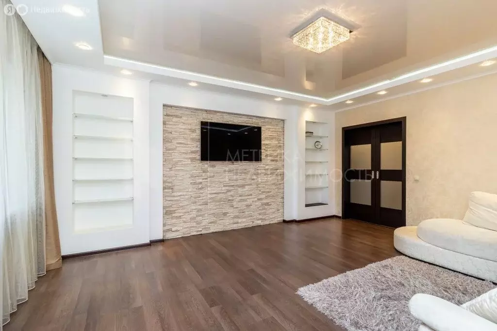 3-комнатная квартира: Тюмень, улица Дружбы, 75 (101 м) - Фото 0