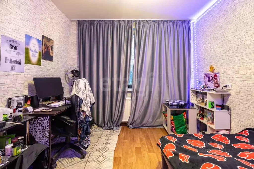 Комната Санкт-Петербург ул. Антонова-Овсеенко, 13К1 (10.2 м) - Фото 1