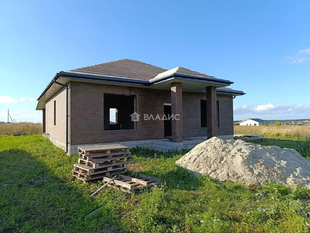 Дом в Белгородская область, Белгородский район, с. Стрелецкое ул. ... - Фото 1