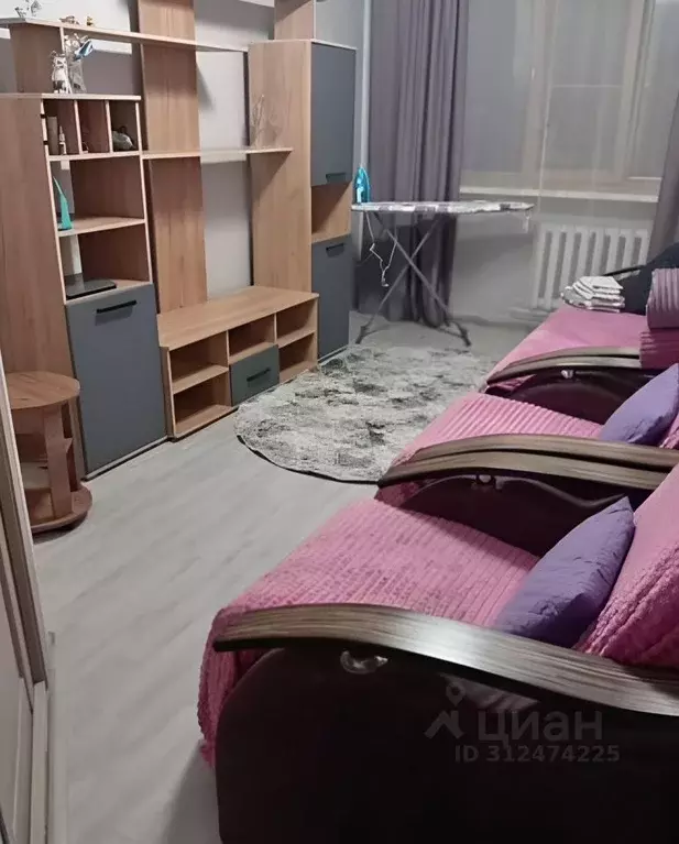 1-к кв. Вологодская область, Сокол ул. Орешкова, 6 (37.5 м) - Фото 0