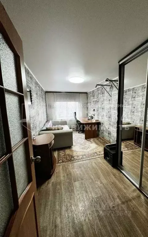 3-к кв. Кемеровская область, Ленинск-Кузнецкий ул. Гагарина, 8 (57.0 ... - Фото 1