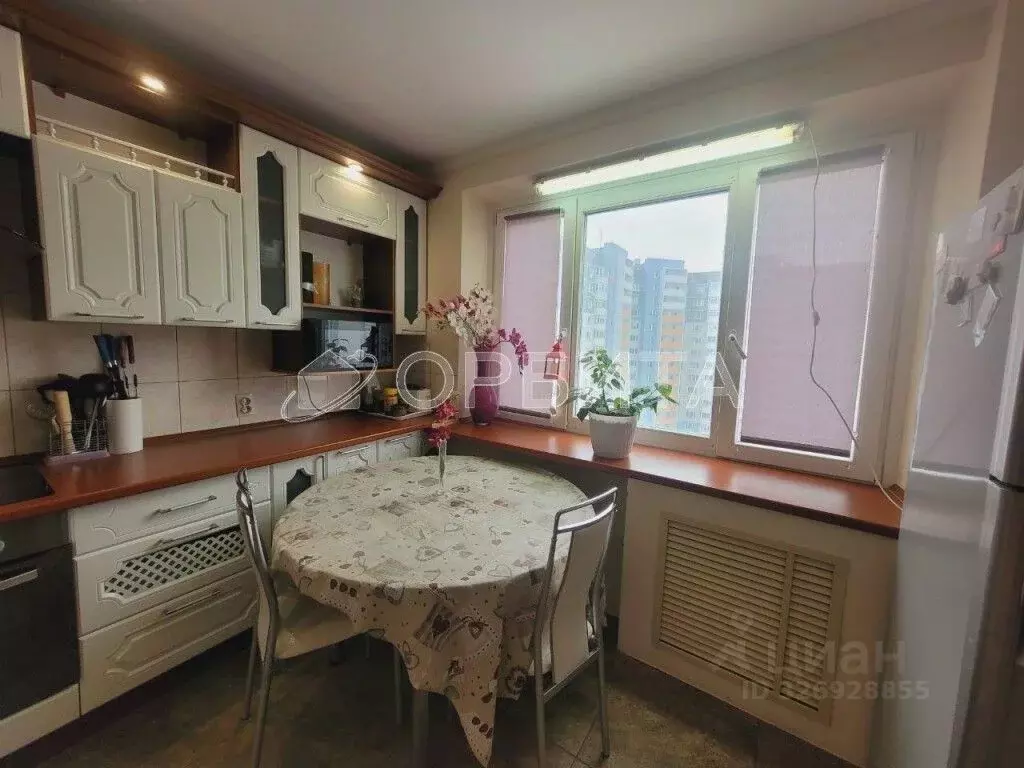 1-к кв. Тюменская область, Тюмень Широтная ул., 172 (41.7 м) - Фото 1