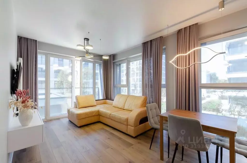 4-к кв. Новосибирская область, Новосибирск ул. Никитина, 10к3 (84.9 м) - Фото 1
