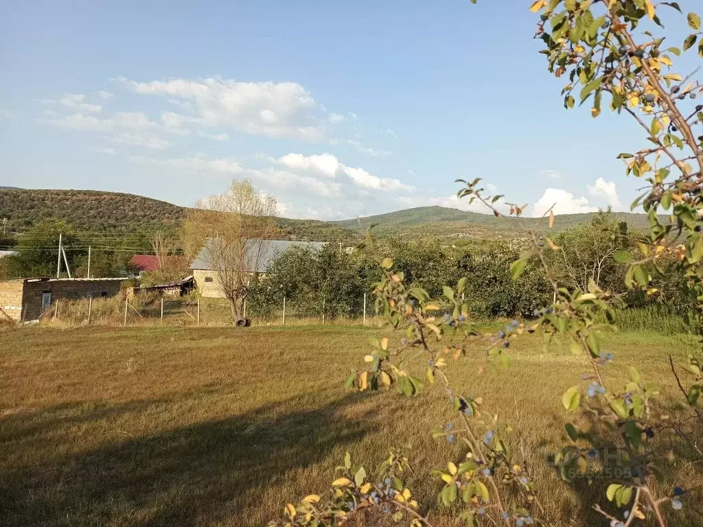 Участок в Севастополь с. Новобобровка, ул. Гористая, 8 (12.0 сот.) - Фото 0