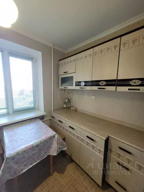 3-к кв. Карачаево-Черкесия, Черкесск Международная ул., 7 (60.0 м) - Фото 0