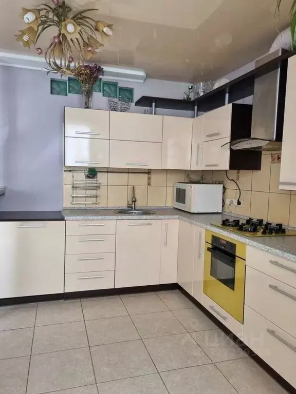 3-к кв. Крым, Симферополь ул. Гоголя, 68 (71.0 м) - Фото 2