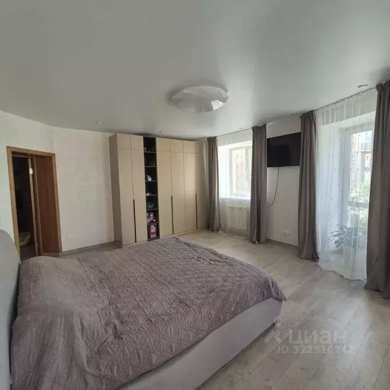 3-к кв. Свердловская область, Екатеринбург ул. Татищева, 88 (99.8 м) - Фото 1