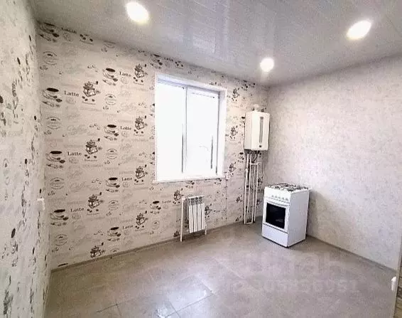 Дом в Волгоградская область, Среднеахтубинский район, ... - Фото 0