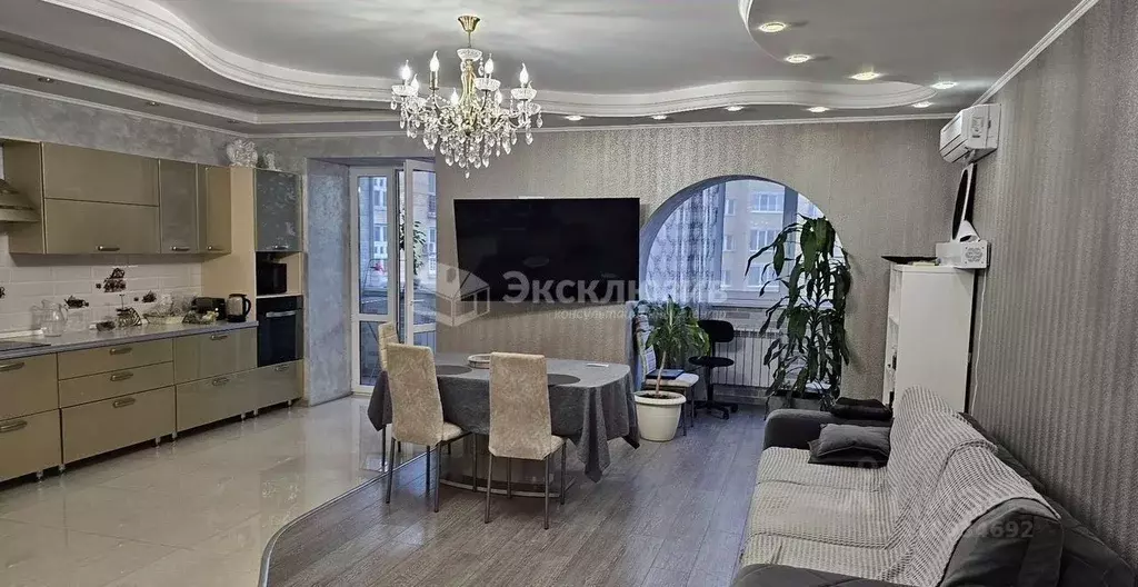 2-к кв. Тюменская область, Тюмень ул. Немцова, 4 (62.9 м) - Фото 1