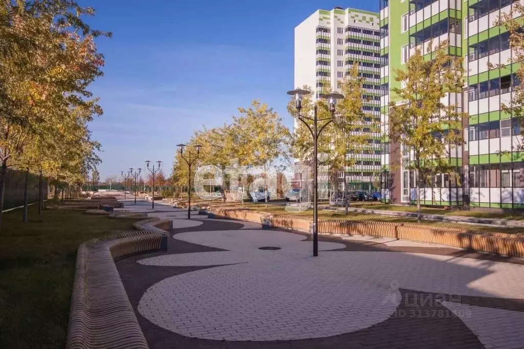 2-к кв. Калужская область, Калуга ул. Комфортная, 19 (64.0 м) - Фото 1